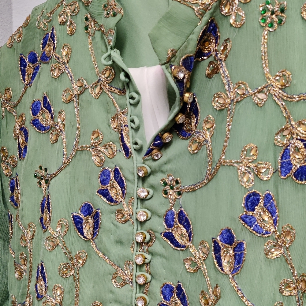 Pakistani Indian outfit